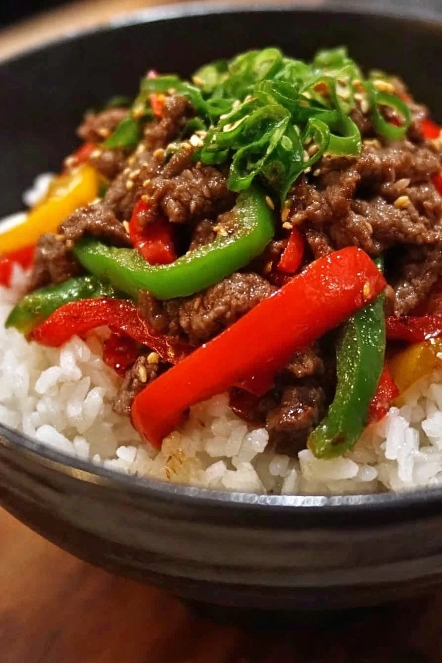 Delicious Beef Pepper Rice Bowl with tender meat and vibrant vegetables